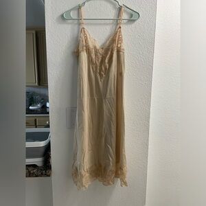 Vintage Nude Lace Slip Size 34”